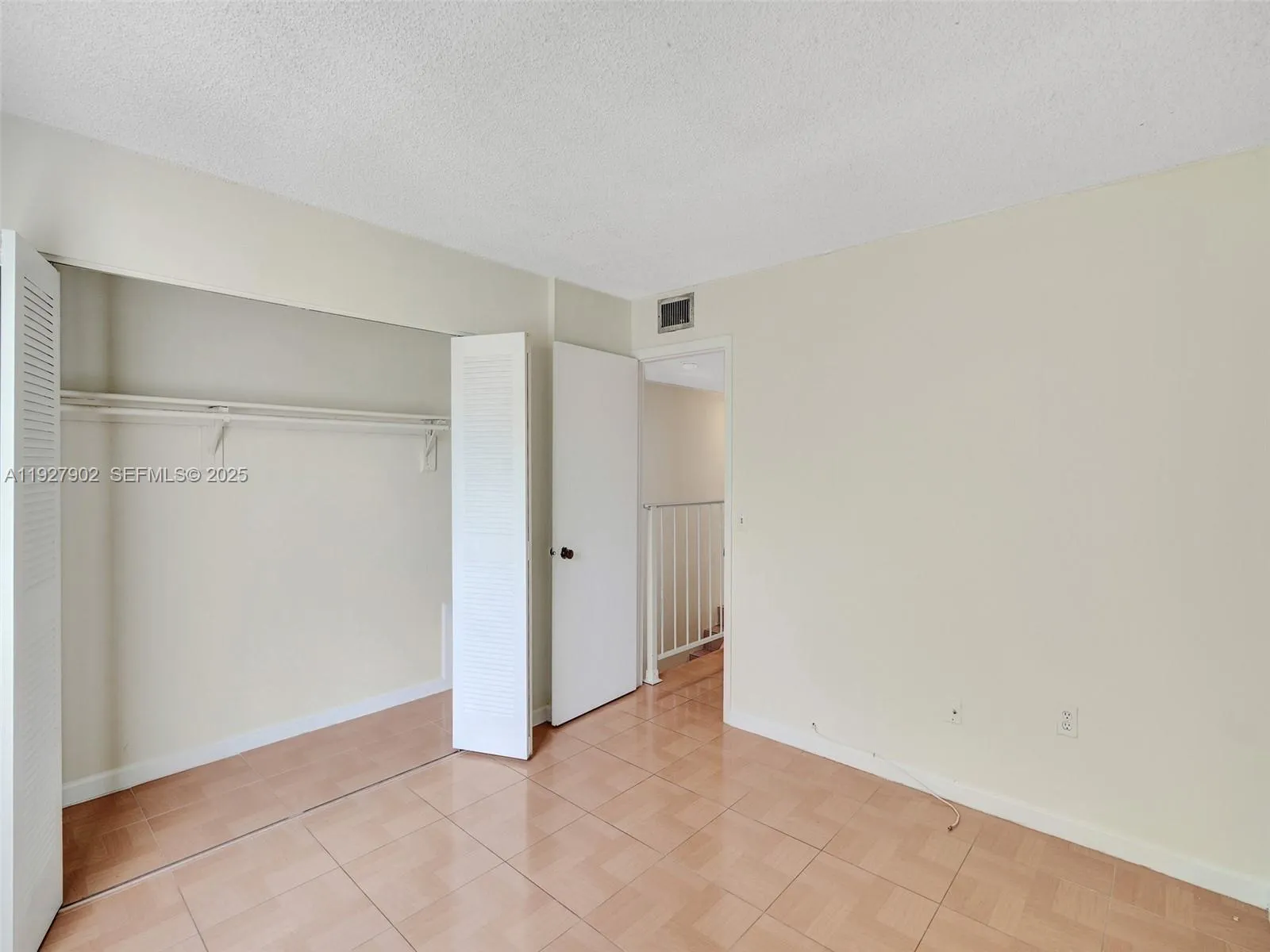 Miami, Florida 33155, United States, 2 Bedrooms Bedrooms, ,2 BathroomsBathrooms,Residential,Active,252984