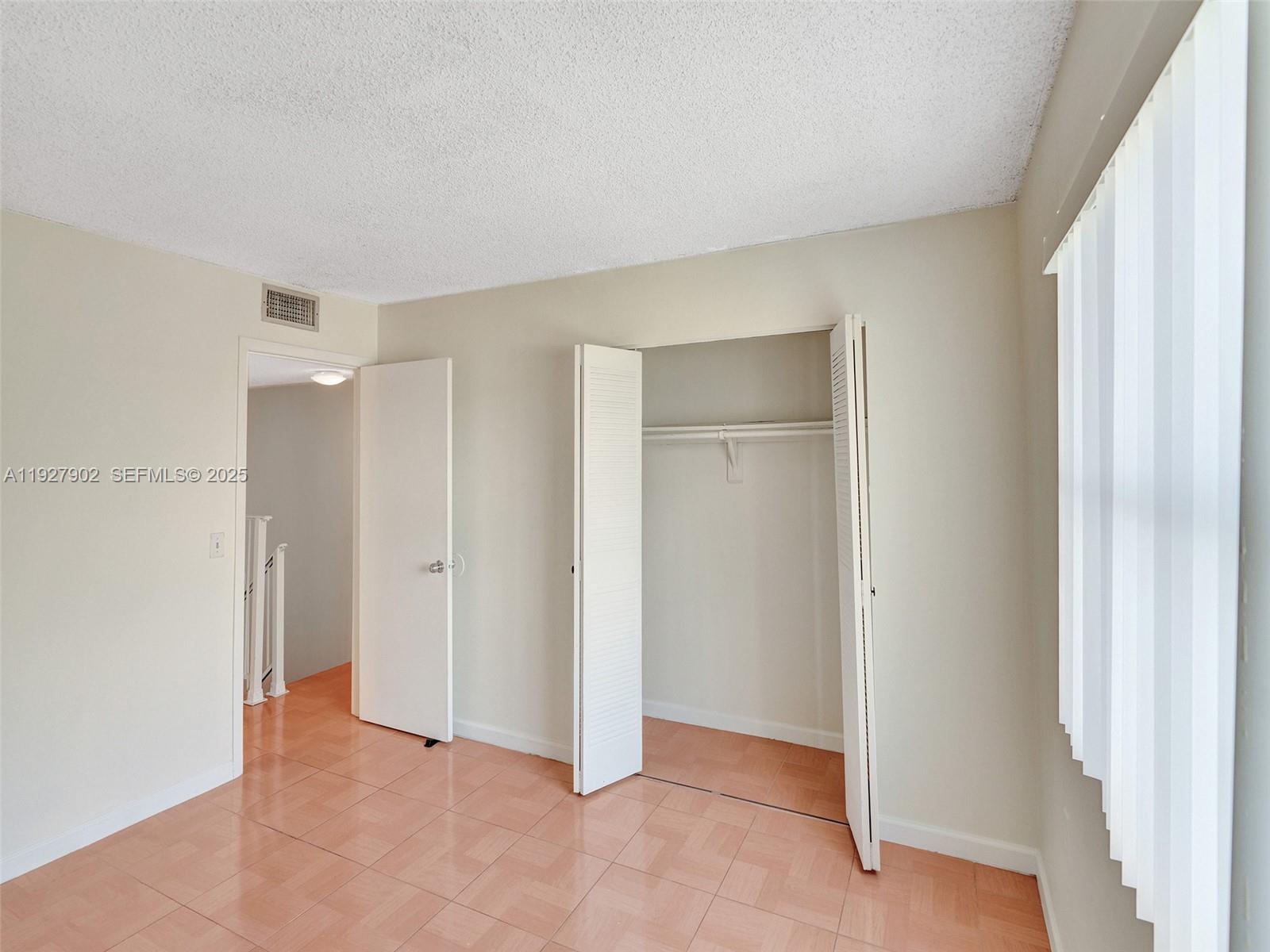 SUNWOOD CONDO - Residential Lease