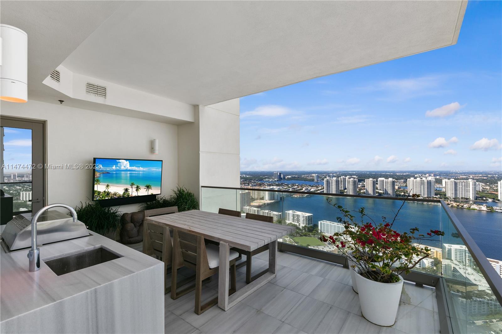 ESTATES AT ACQUALINA - Residential