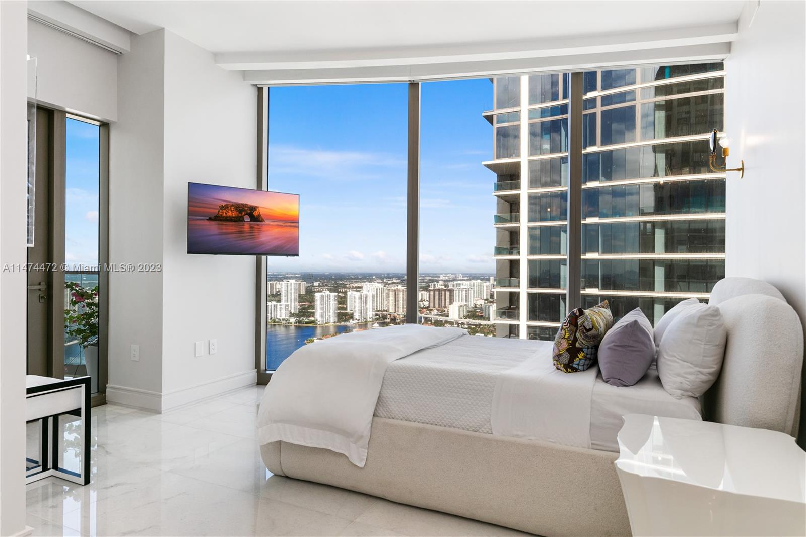 ESTATES AT ACQUALINA - Residential