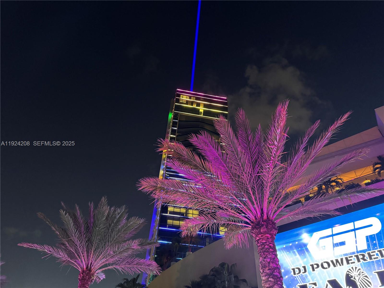 DRIFTWOOD ESTATES NO 8 - Residential