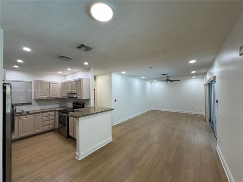 Photo of 2731 N 72nd Way, Hollywood, FL 33024 (MLS # A11924208)