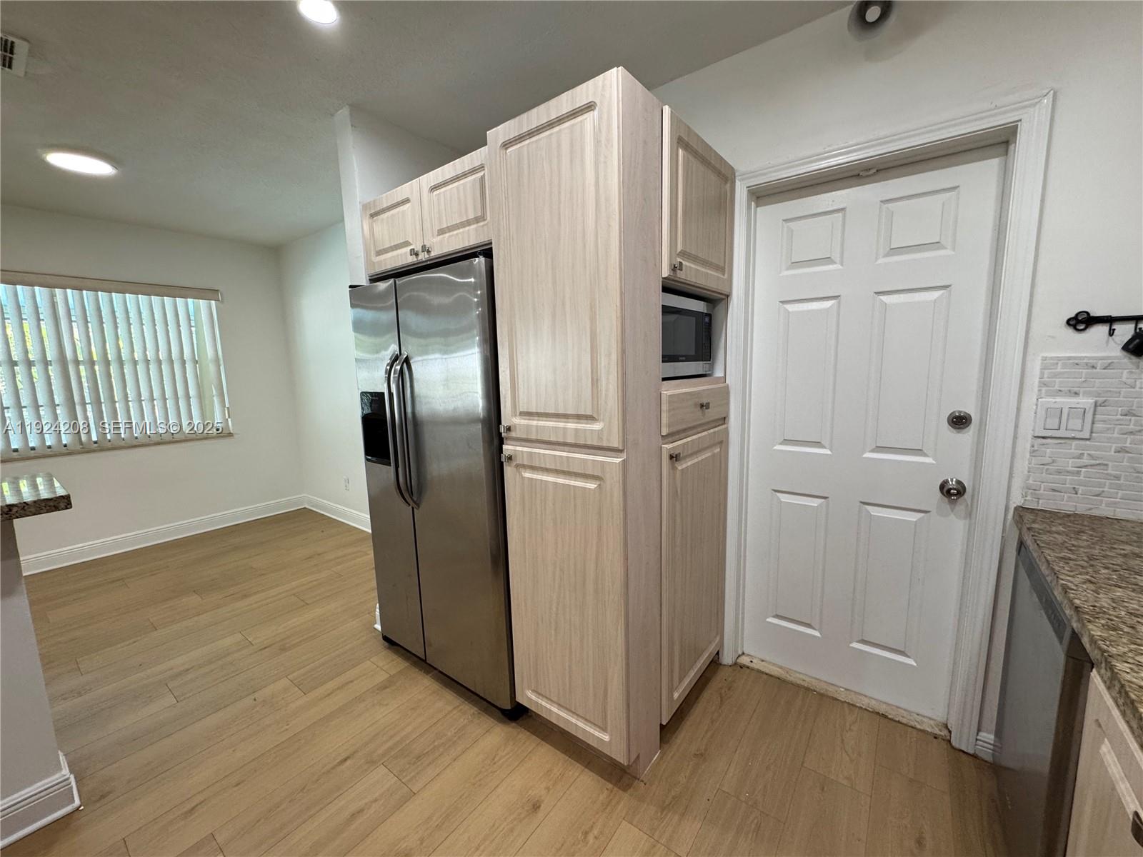 DRIFTWOOD ESTATES NO 8 - Residential