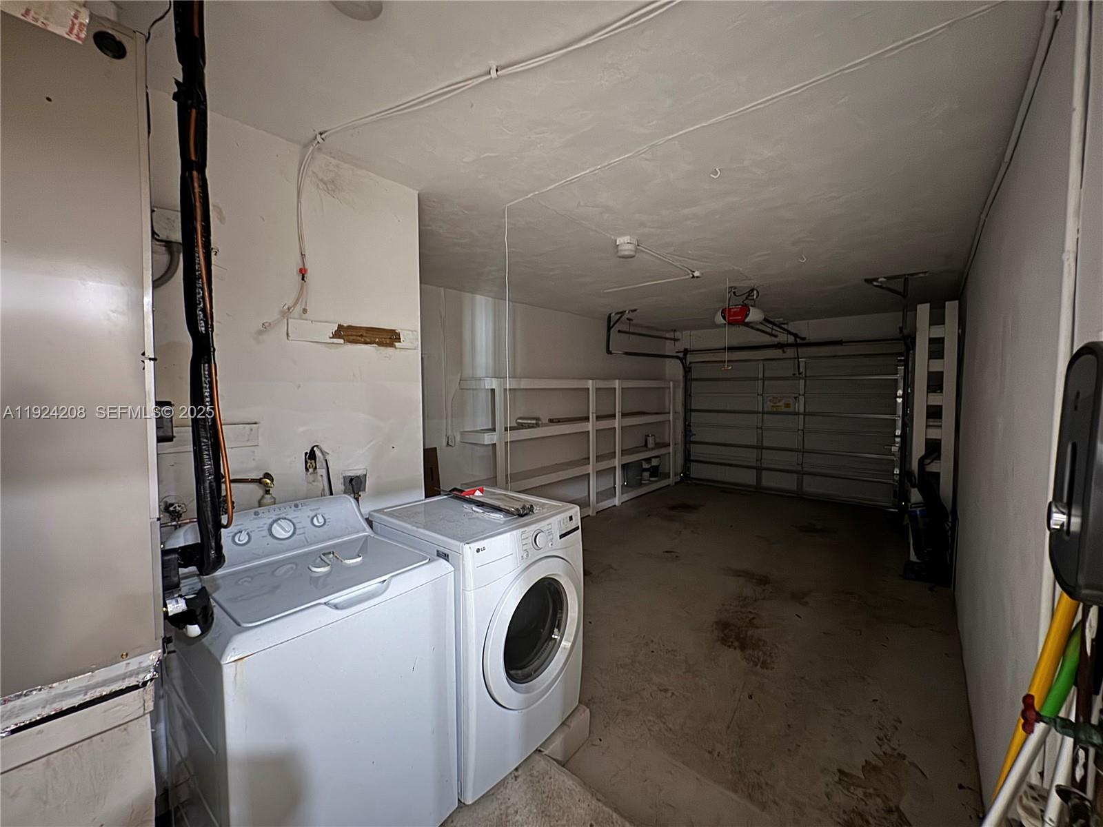 DRIFTWOOD ESTATES NO 8 - Residential