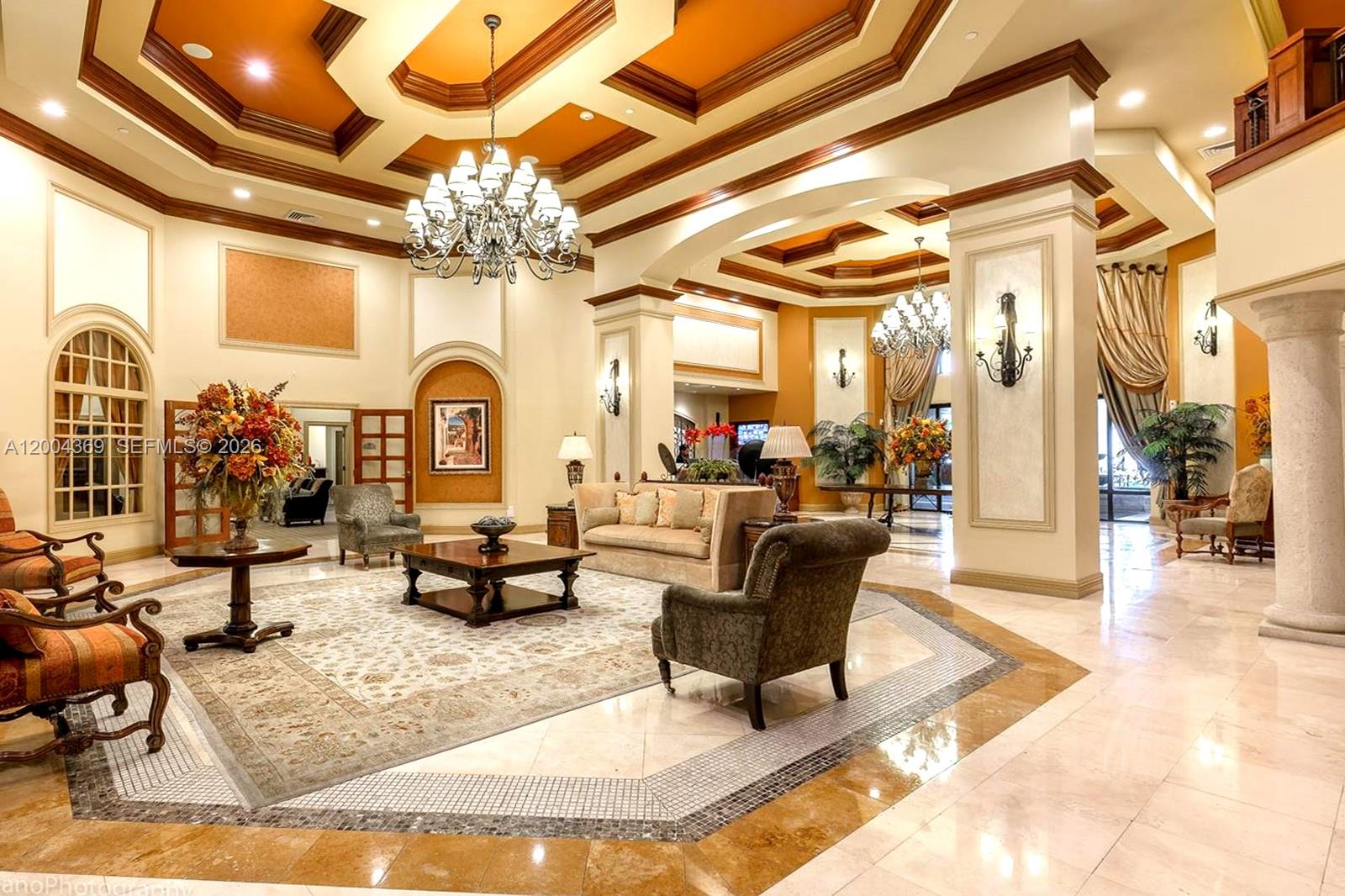 PUERTA DE PALMAS CONDO - Residential