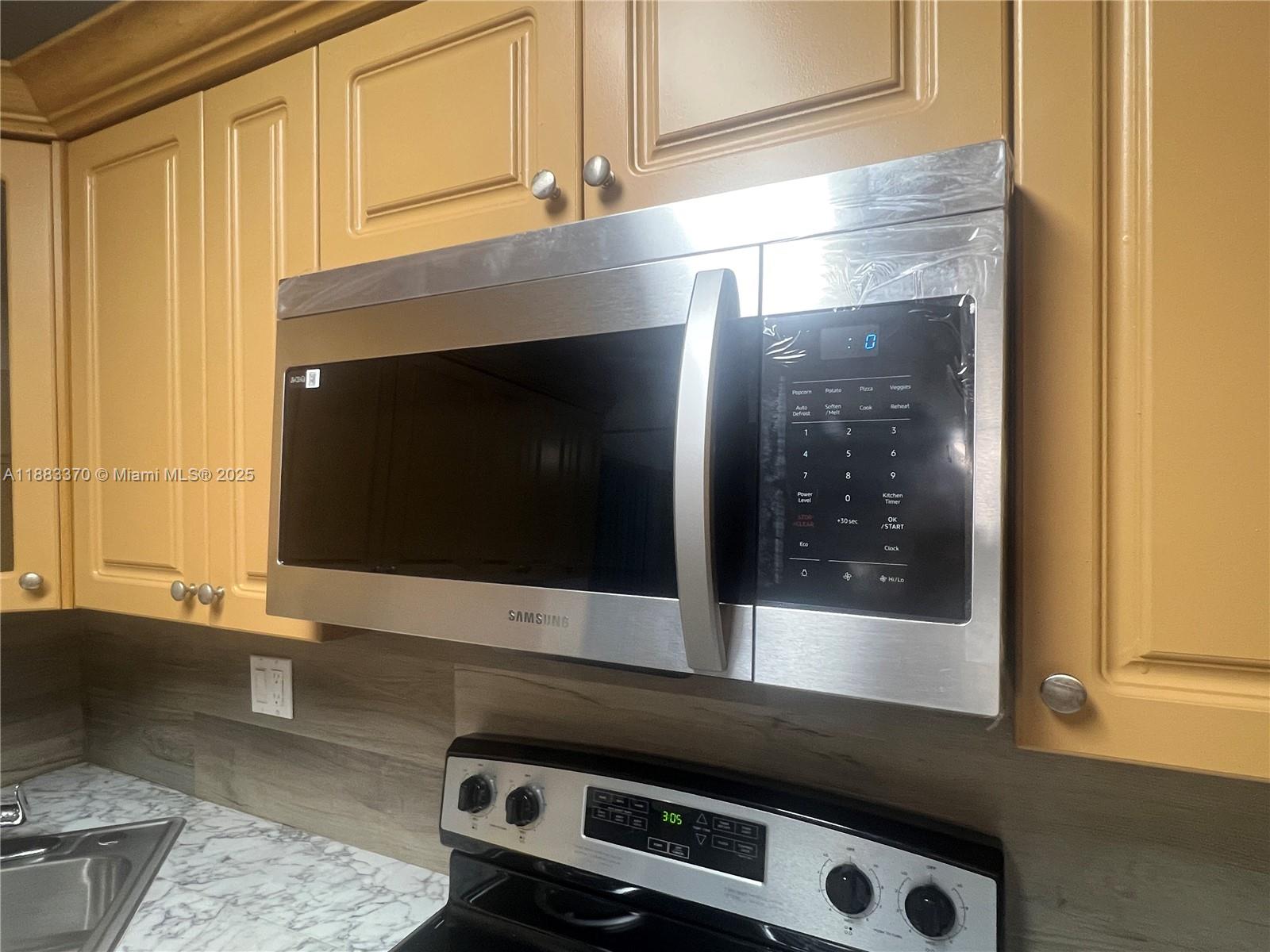 SUNRISE TOWNE PREFERRED 3 - Residential Lease