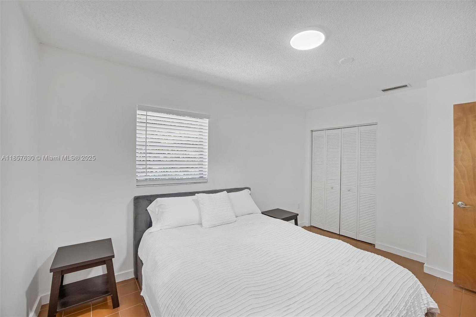 BAY HARBOR AMD - Residential