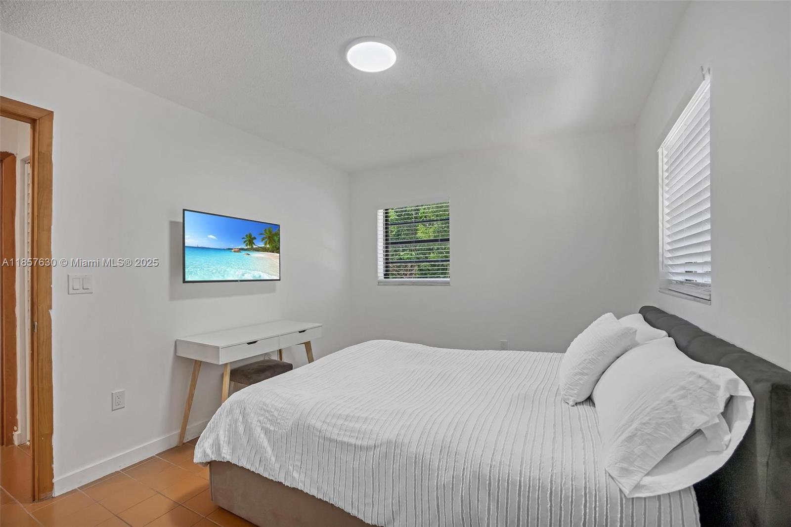 BAY HARBOR AMD - Residential
