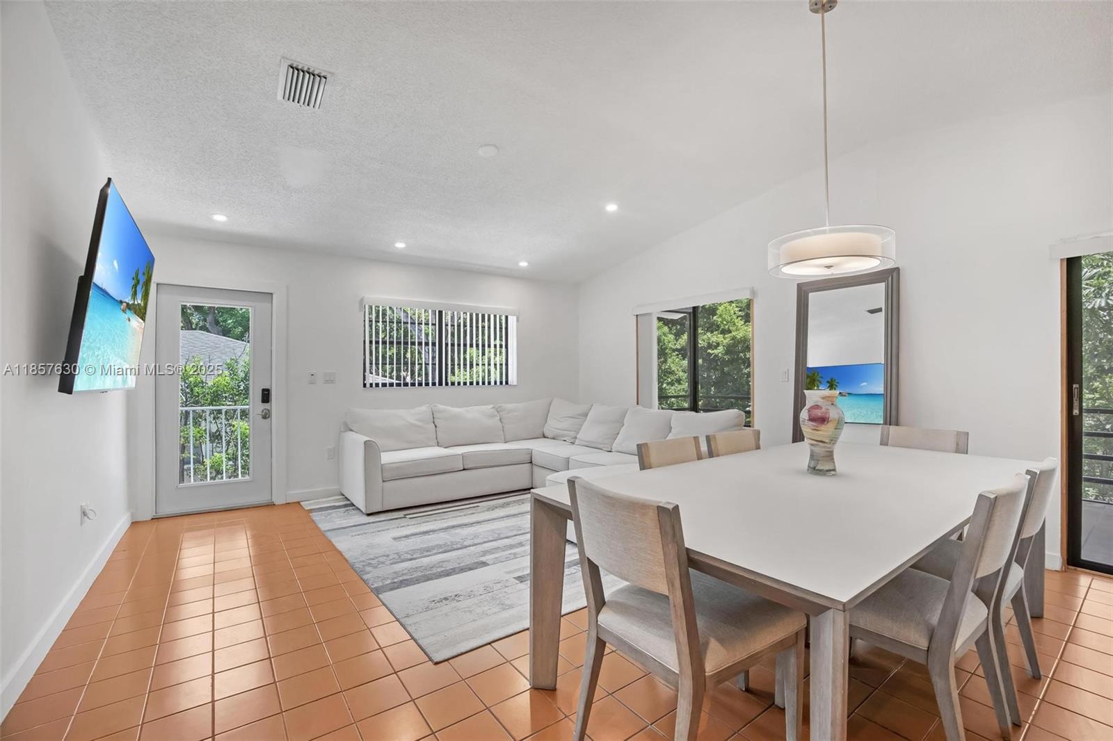 BAY HARBOR AMD - Residential