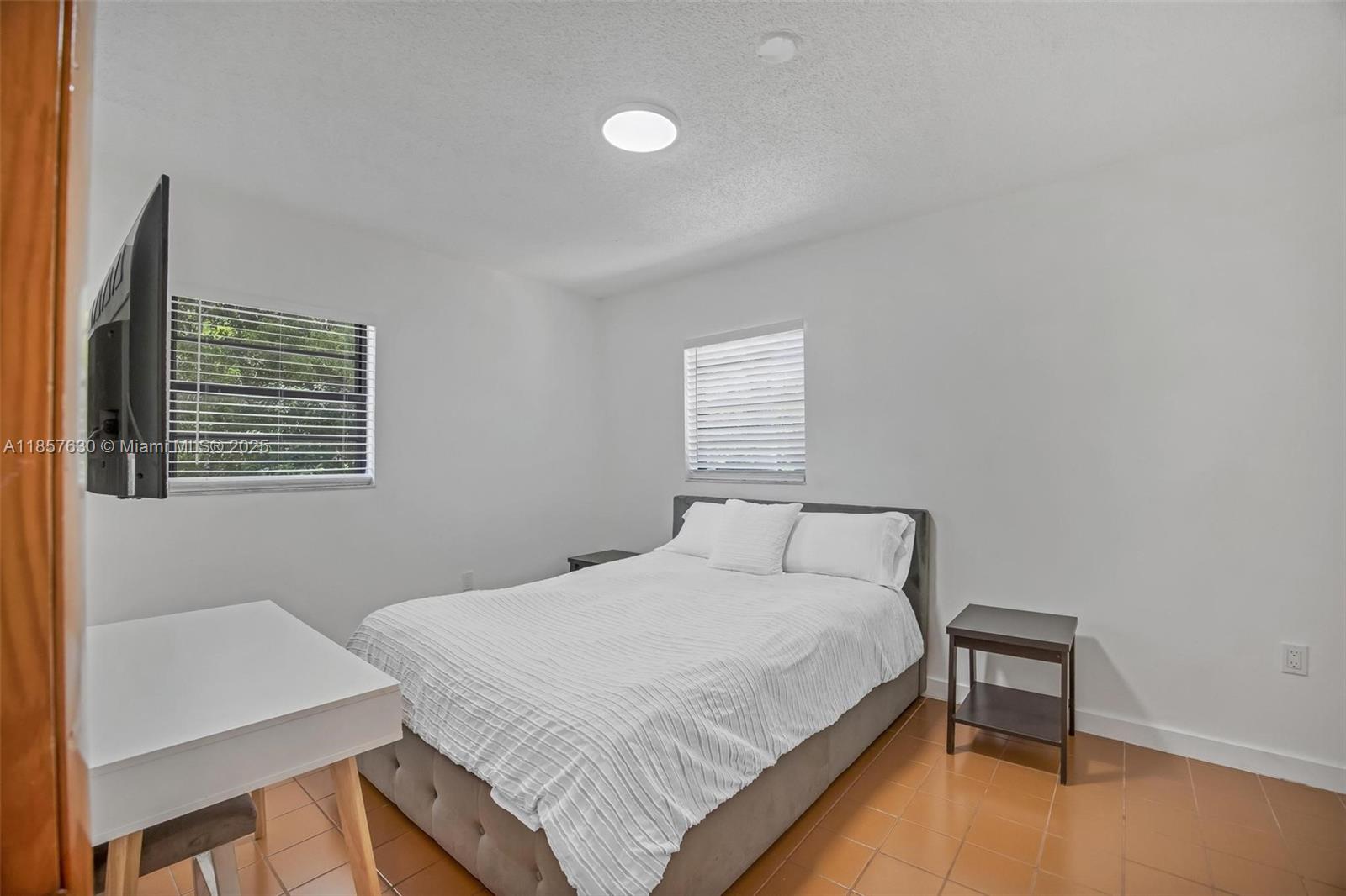 BAY HARBOR AMD - Residential