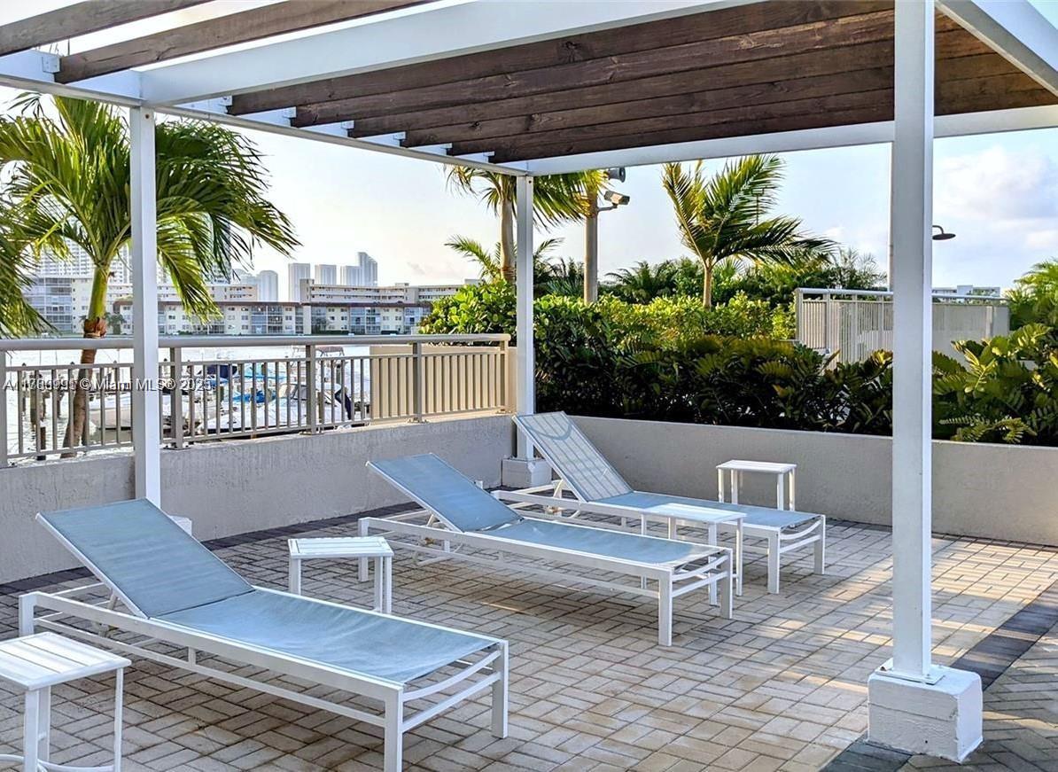 DEL PRADO MARINA - Residential