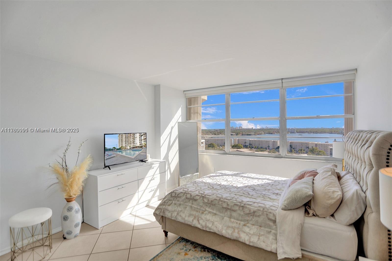 DEL PRADO MARINA - Residential