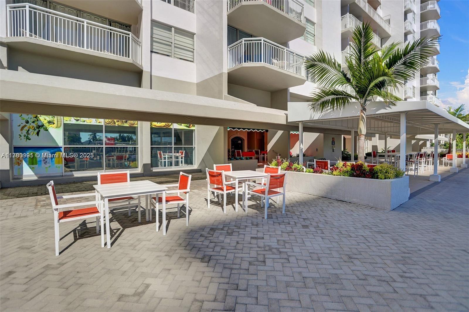 DEL PRADO MARINA - Residential