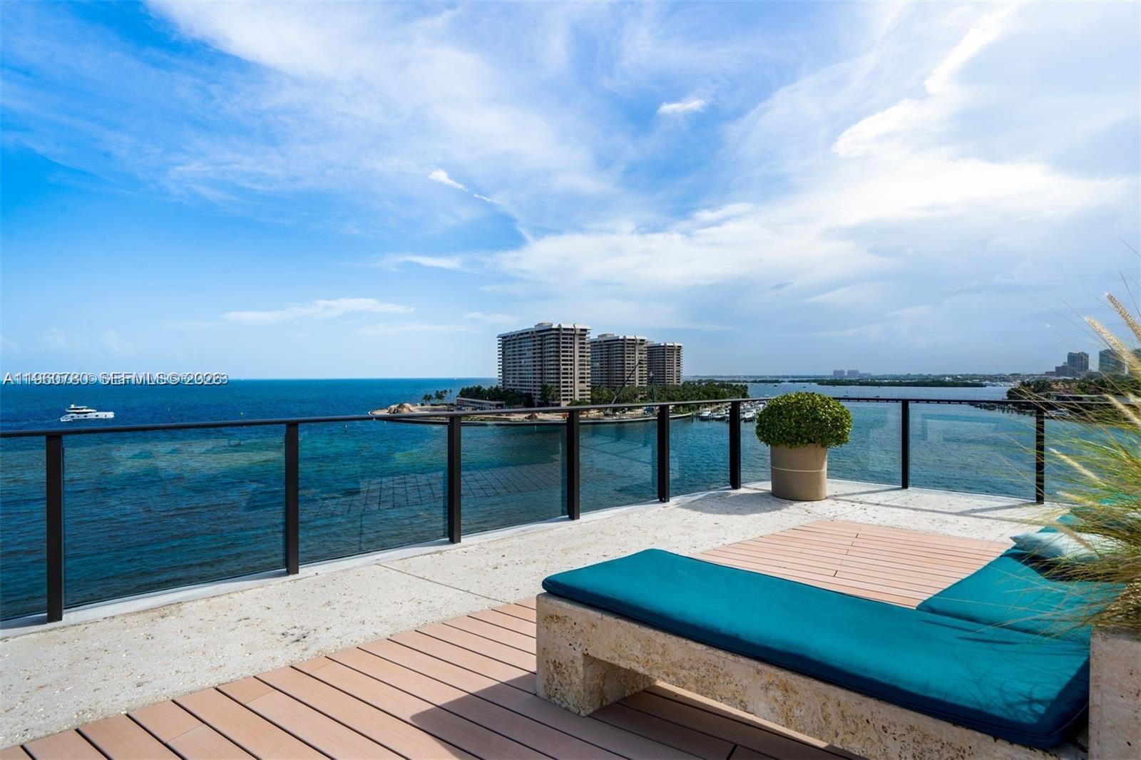 BRICKELLS FLAGLER - Residential