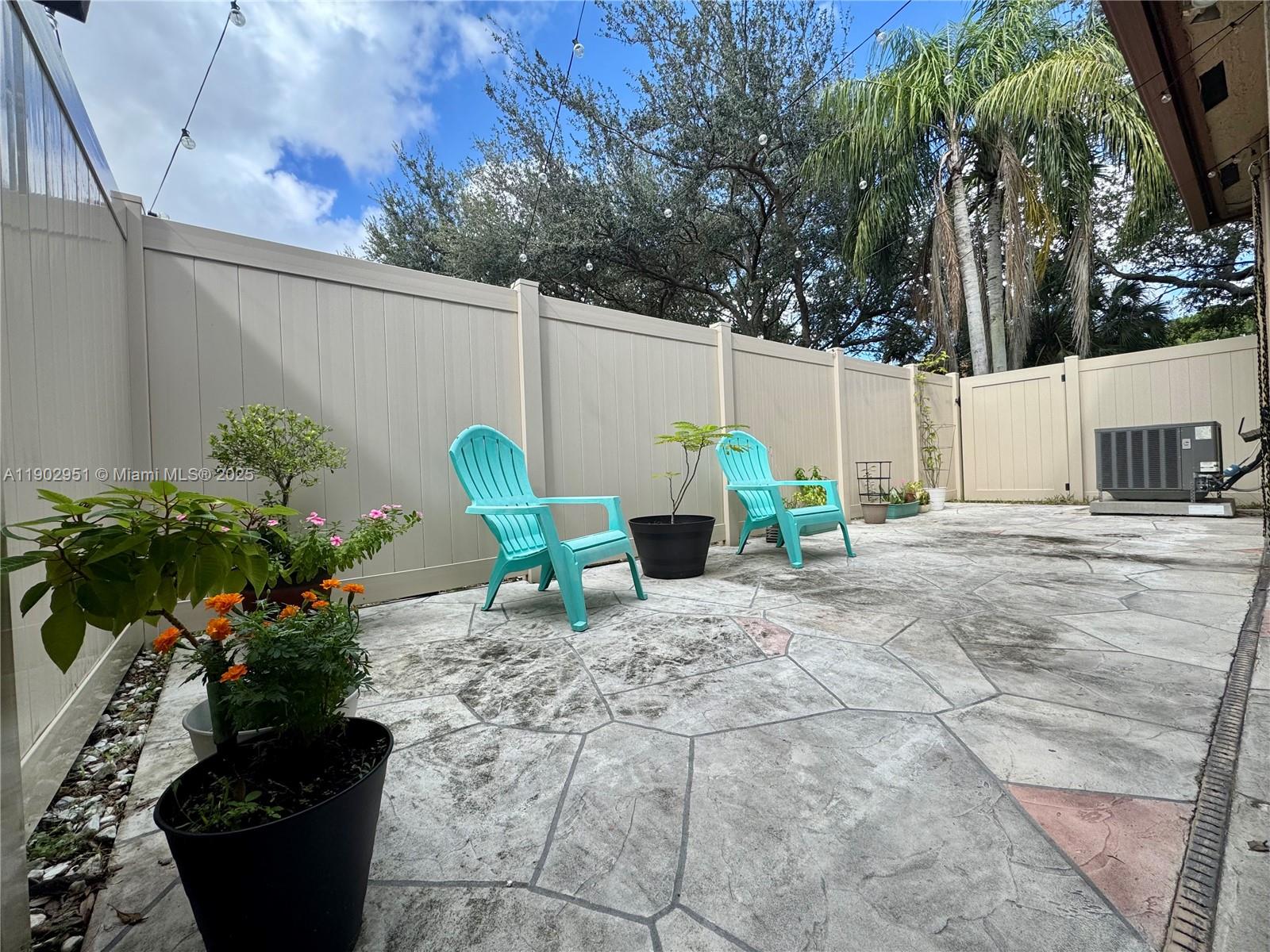 EMERALD COURTS - OPAL CRE - Residential Lease