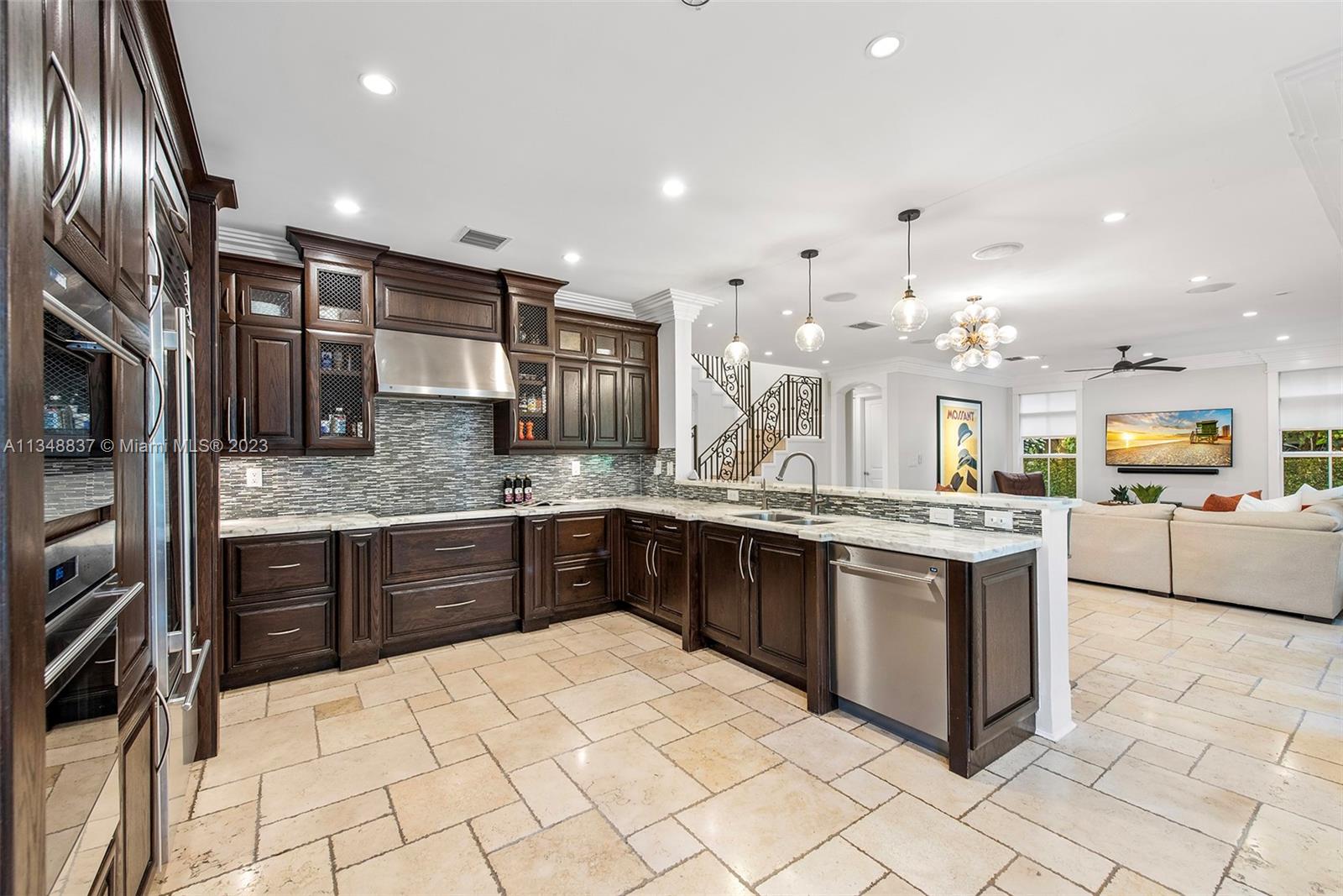 CRAWFORD GROVES ESTATES - Residential