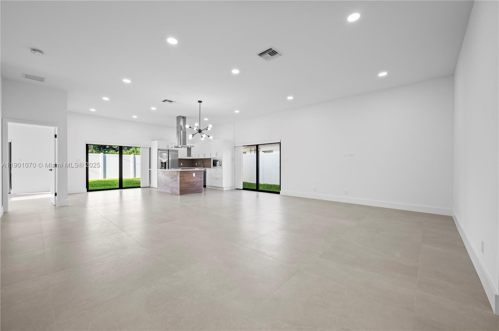 LAKE VIEW RIDGE - Residential Lease