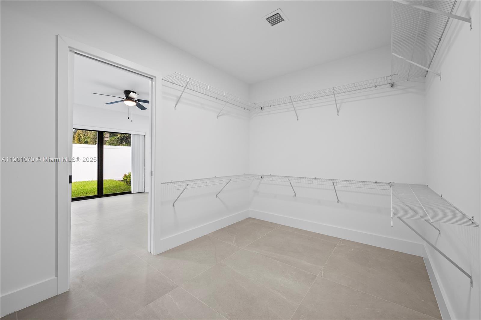 LAKE VIEW RIDGE - Residential Lease