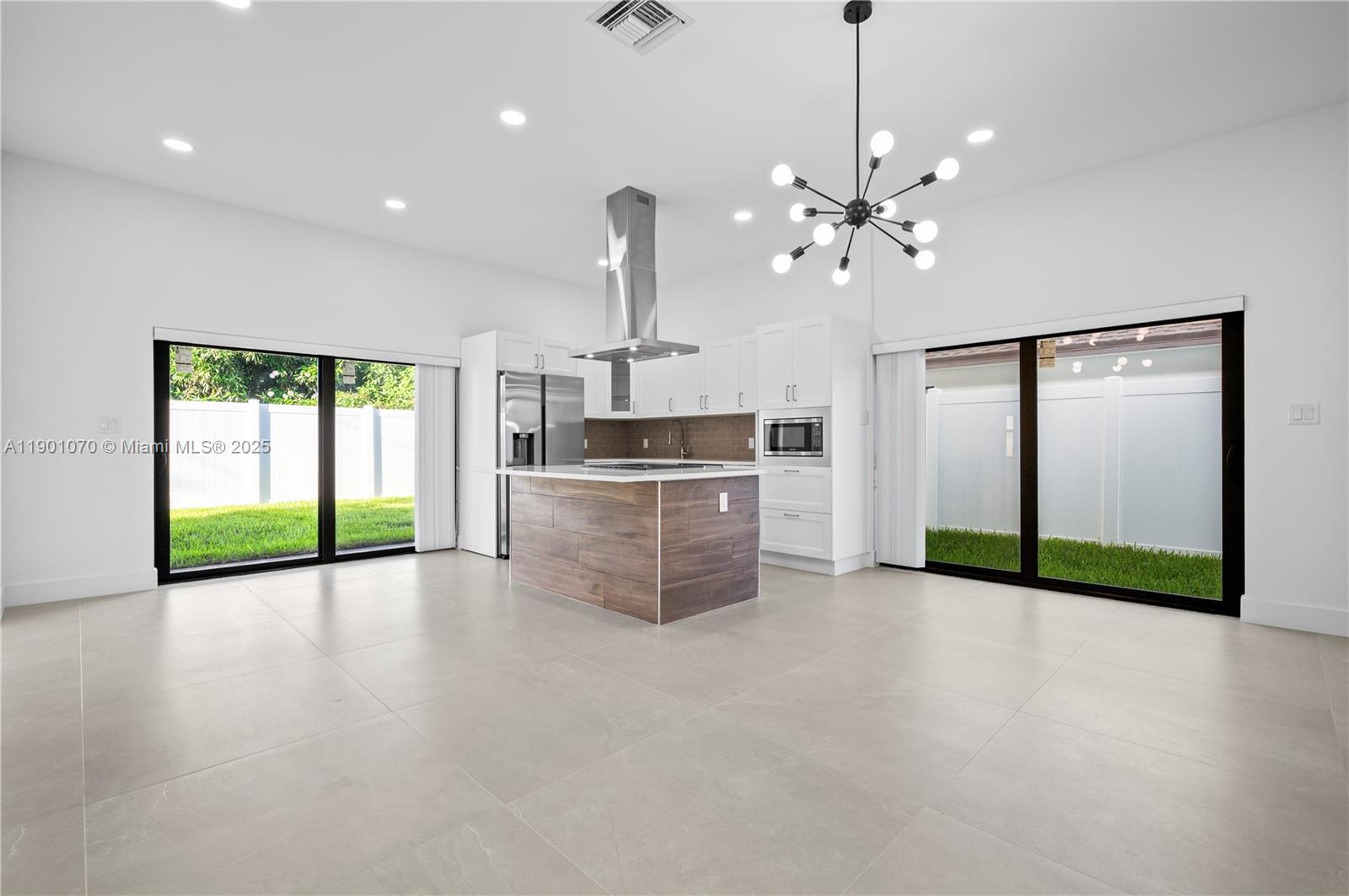 LAKE VIEW RIDGE - Residential Lease