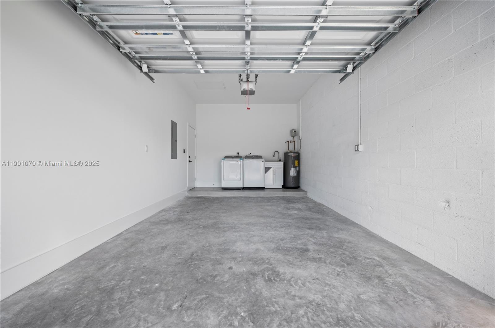LAKE VIEW RIDGE - Residential Lease