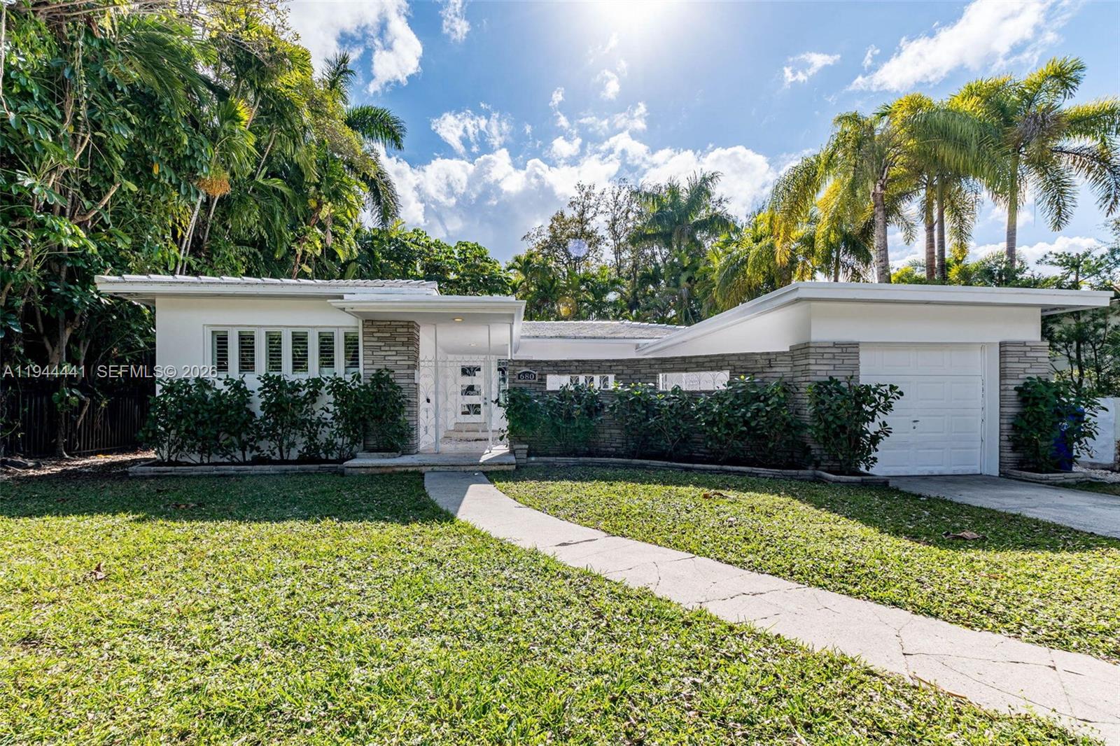 BAYSHORE UNIT NO 3 - Residential Lease