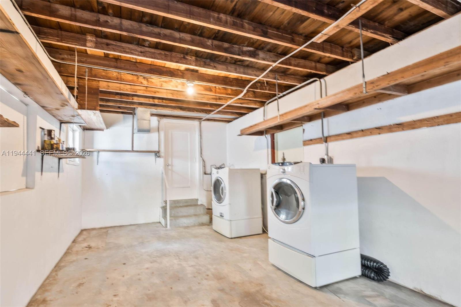 BAYSHORE UNIT NO 3 - Residential Lease