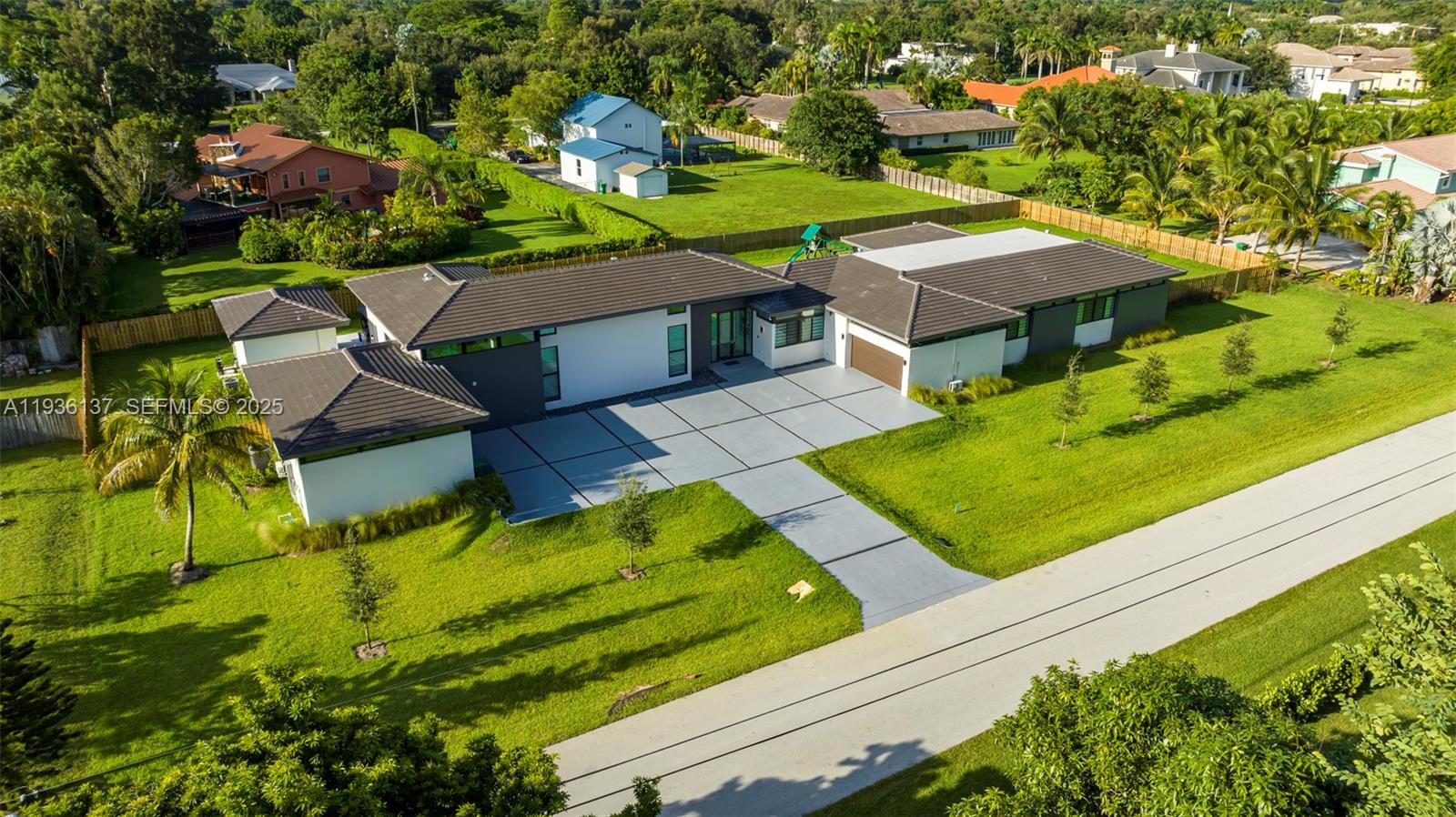 FLA FRUIT LANDS CO - Residential