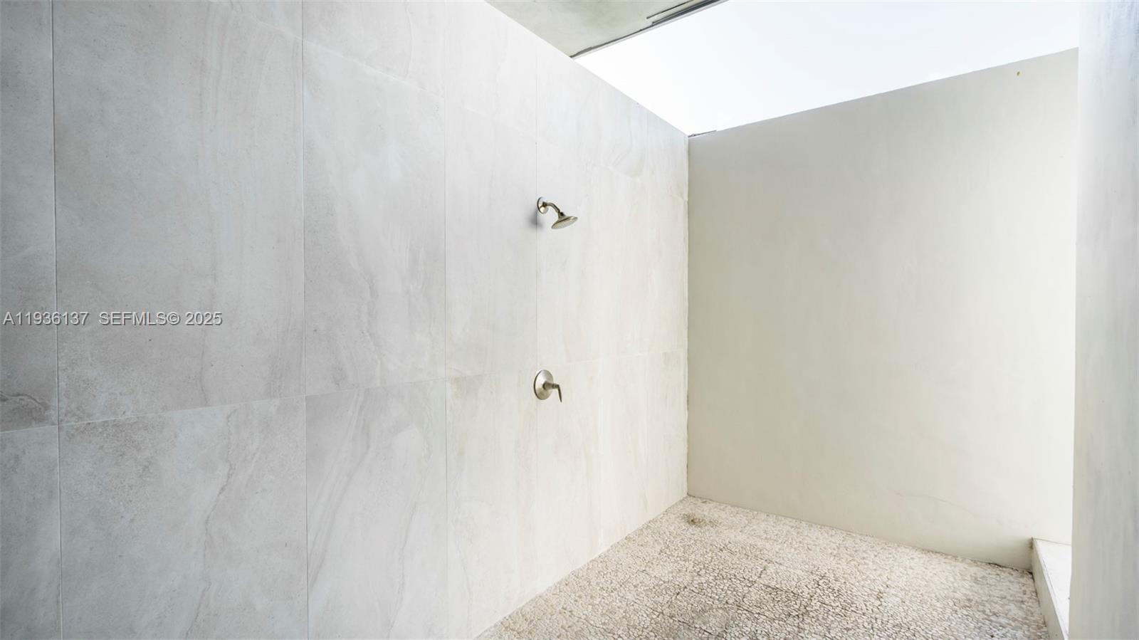 FLA FRUIT LANDS CO - Residential