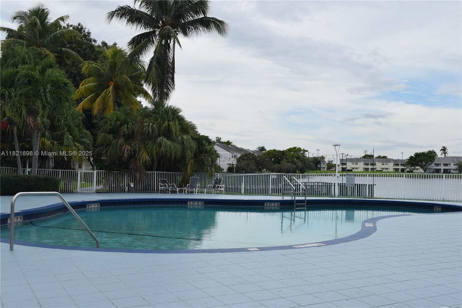 SUMMER LAKE - Residential Lease