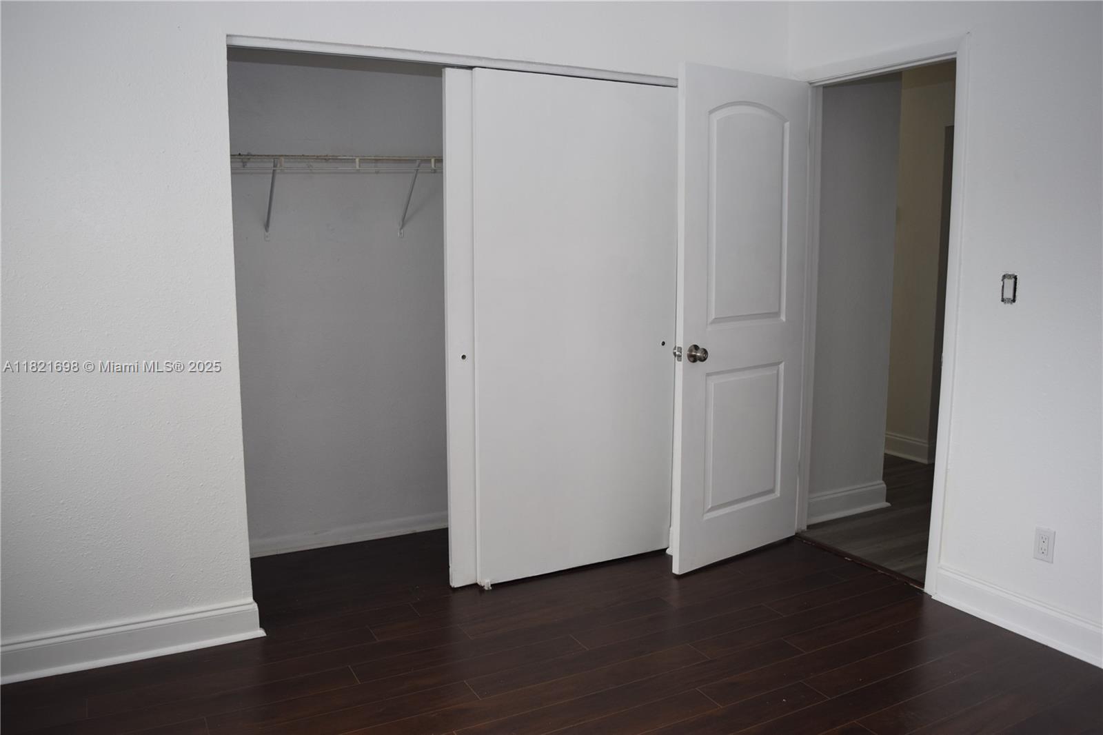 SUMMER LAKE - Residential Lease