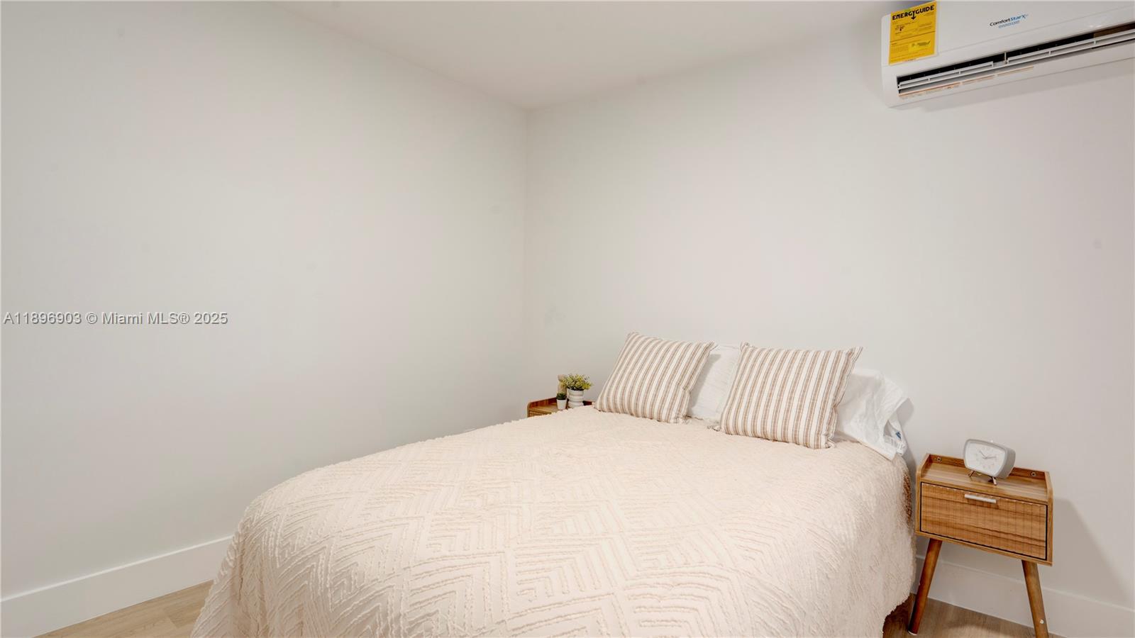 MIDDLE RIVER GARDENS - Residential