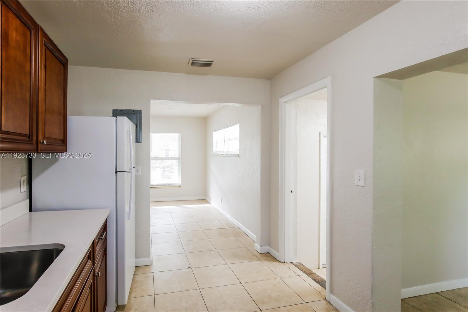 NORTH ANDREWS TERRACE - Residential Lease