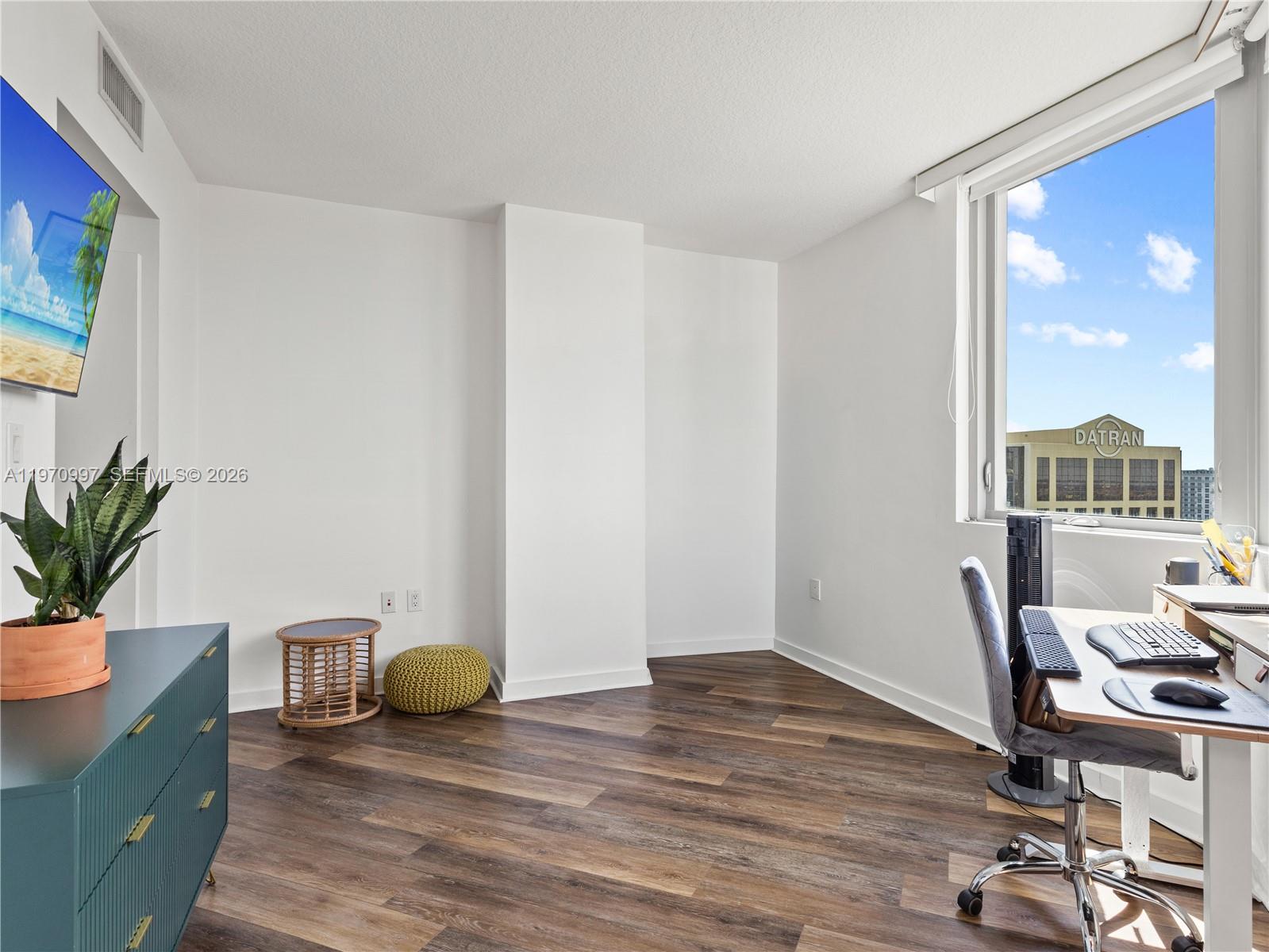 METROPOLIS II AT DADELAND - Residential