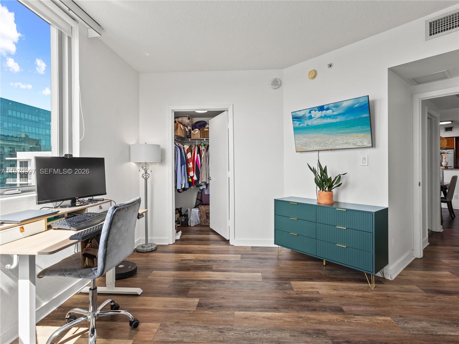 METROPOLIS II AT DADELAND - Residential