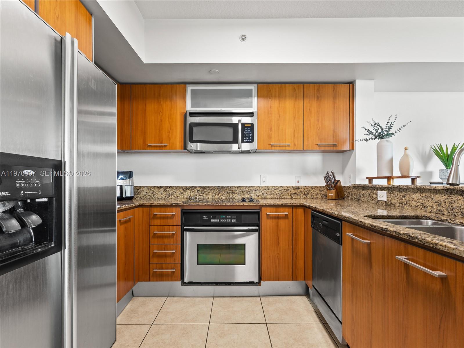 METROPOLIS II AT DADELAND - Residential