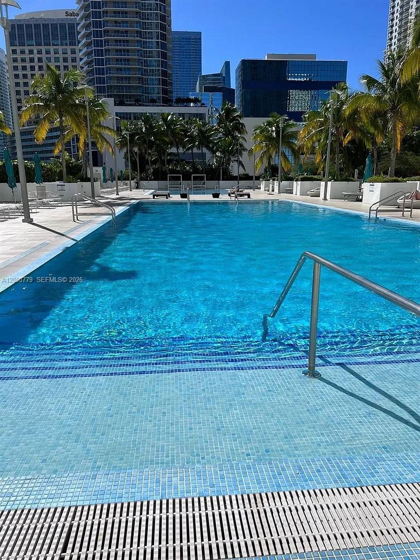 THE PLAZA 851 BRICKELL CO - Residential Lease