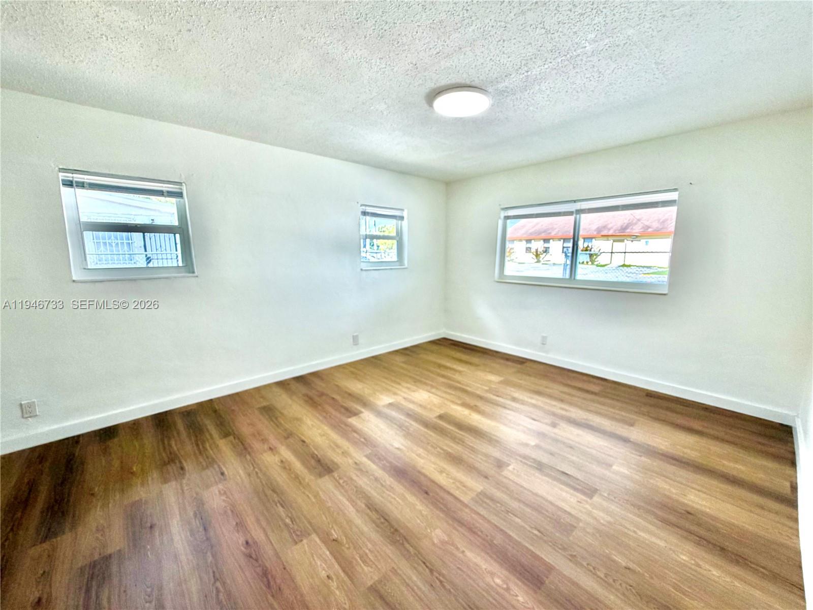 MIDDLE RIVER GARDENS - Residential