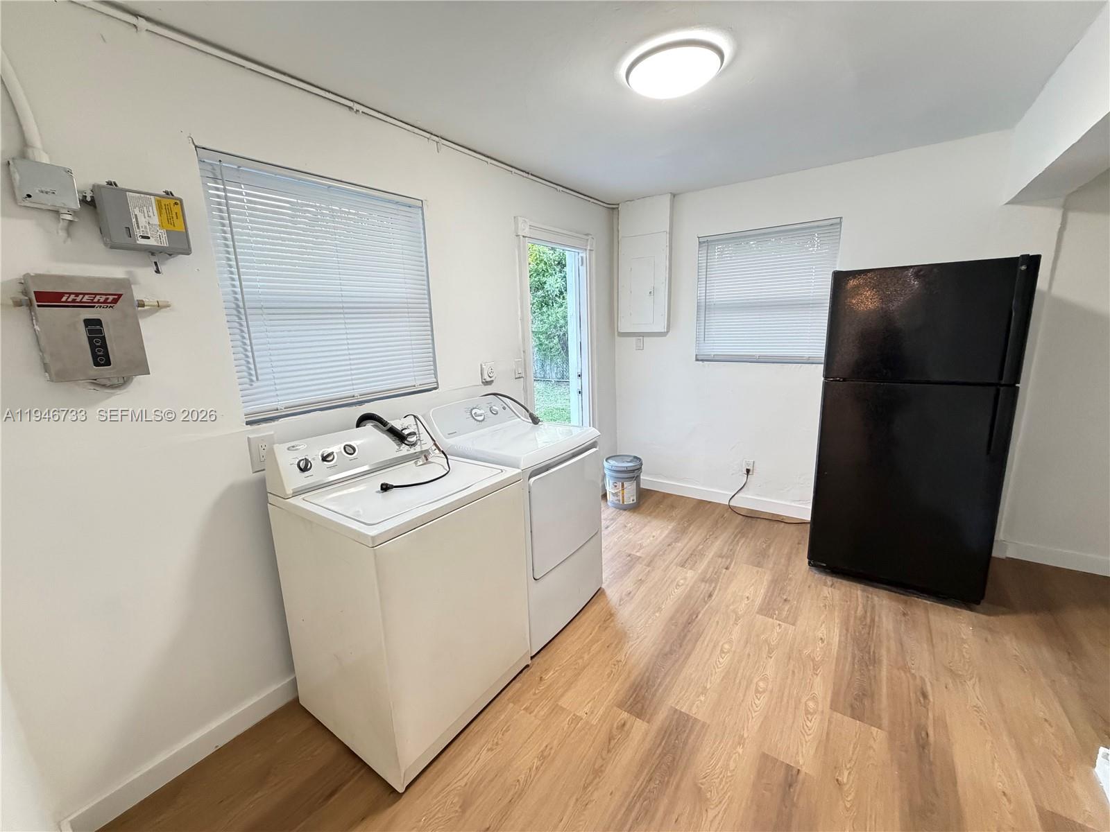 MIDDLE RIVER GARDENS - Residential