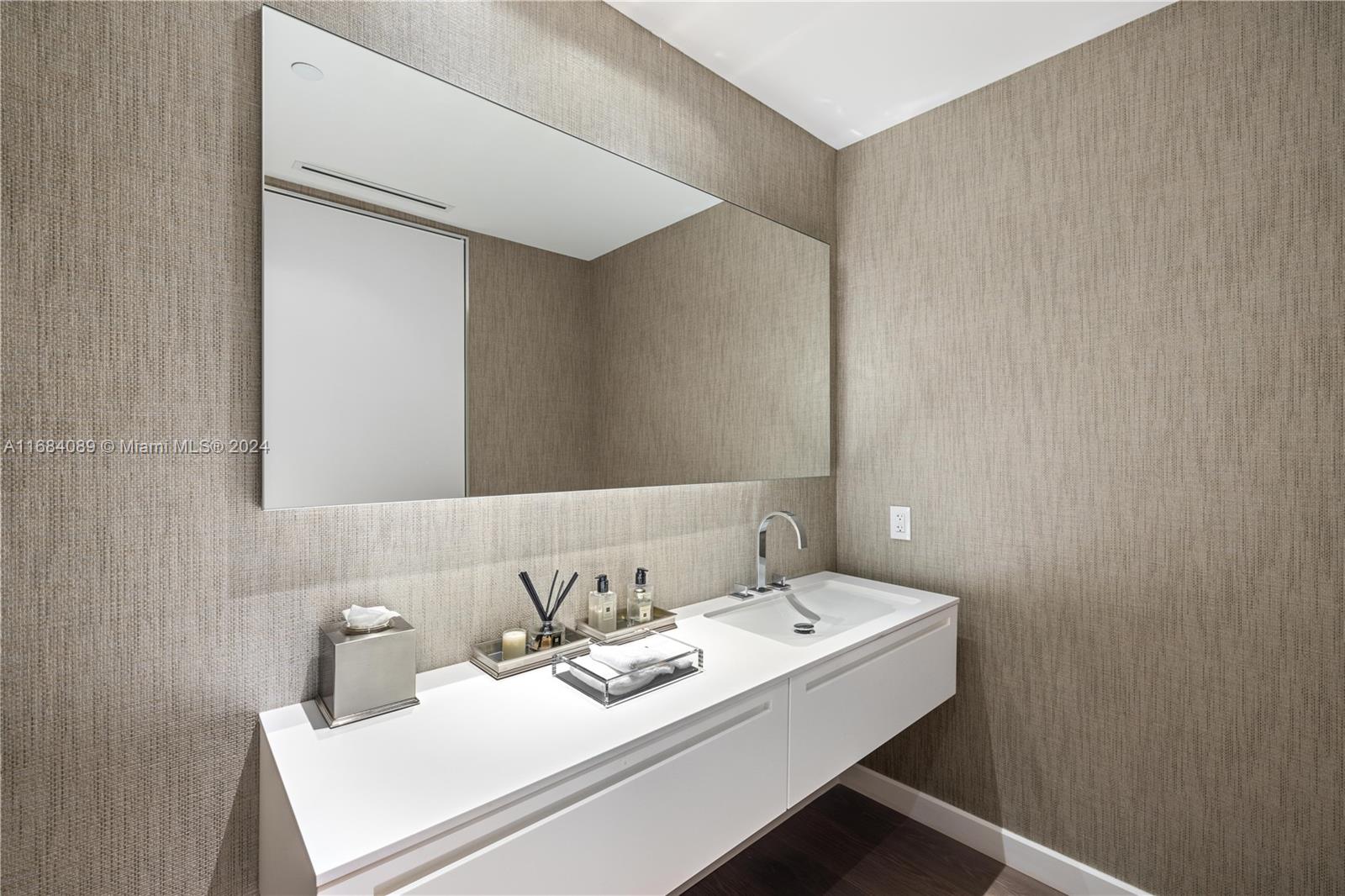 PALAZZO DEL SOL - Residential