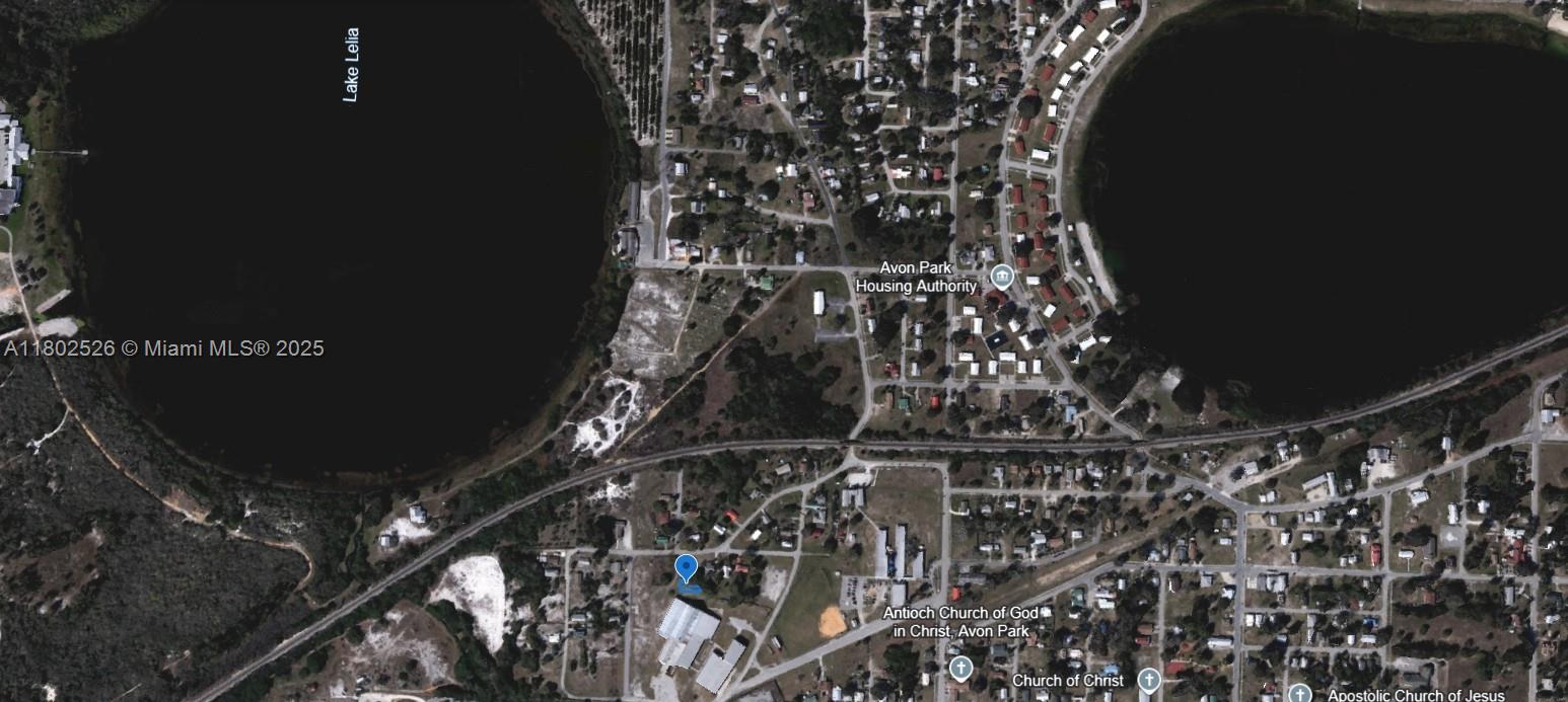 SOUTHSIDE PARK - Land