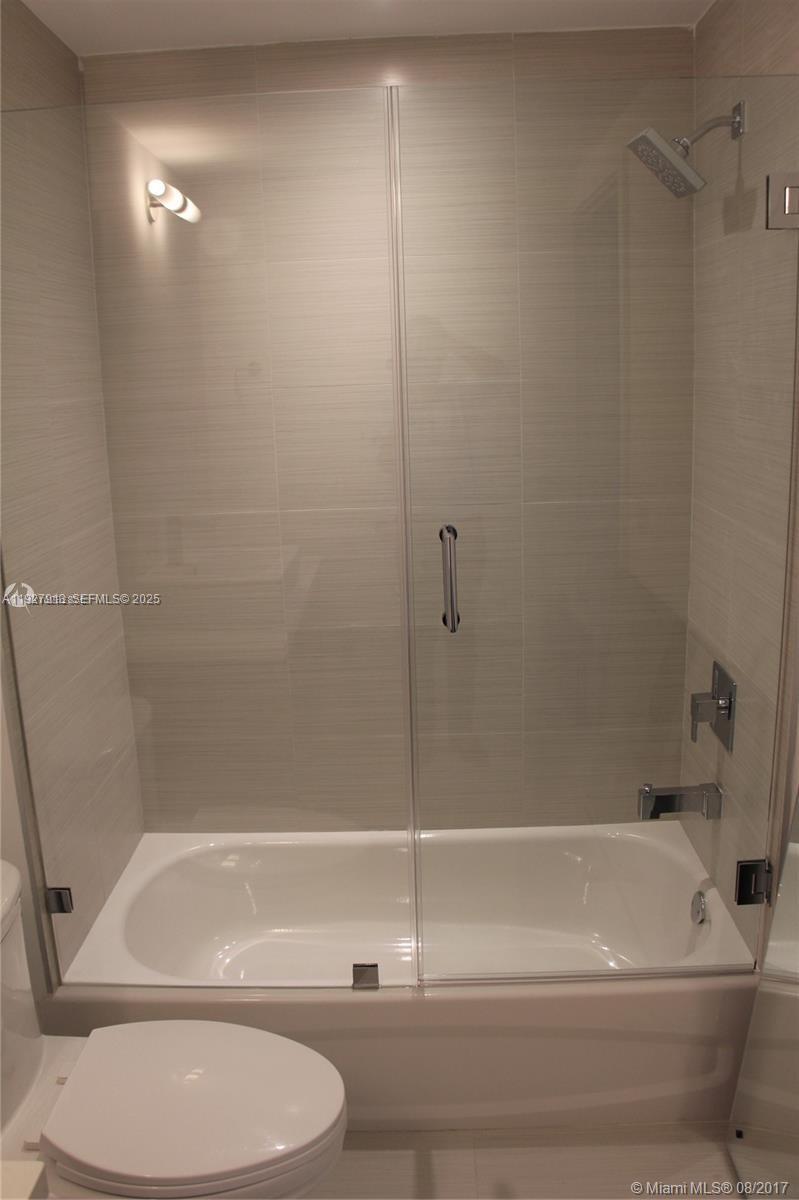 BRICKELL TEN - Residential Lease