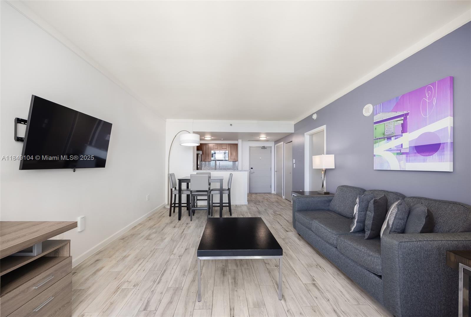 2889 Mcfarlane Rd 1014