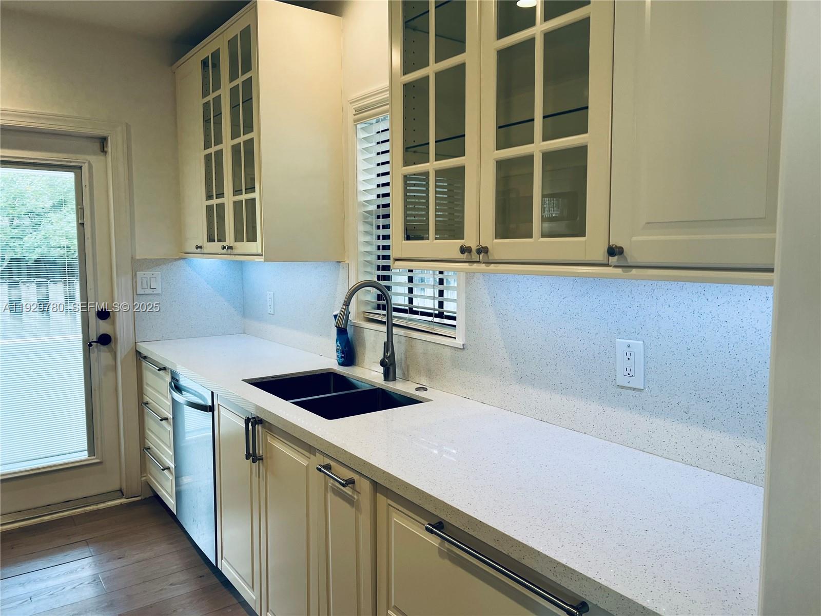 COLEE HAMMOCK - Residential Lease