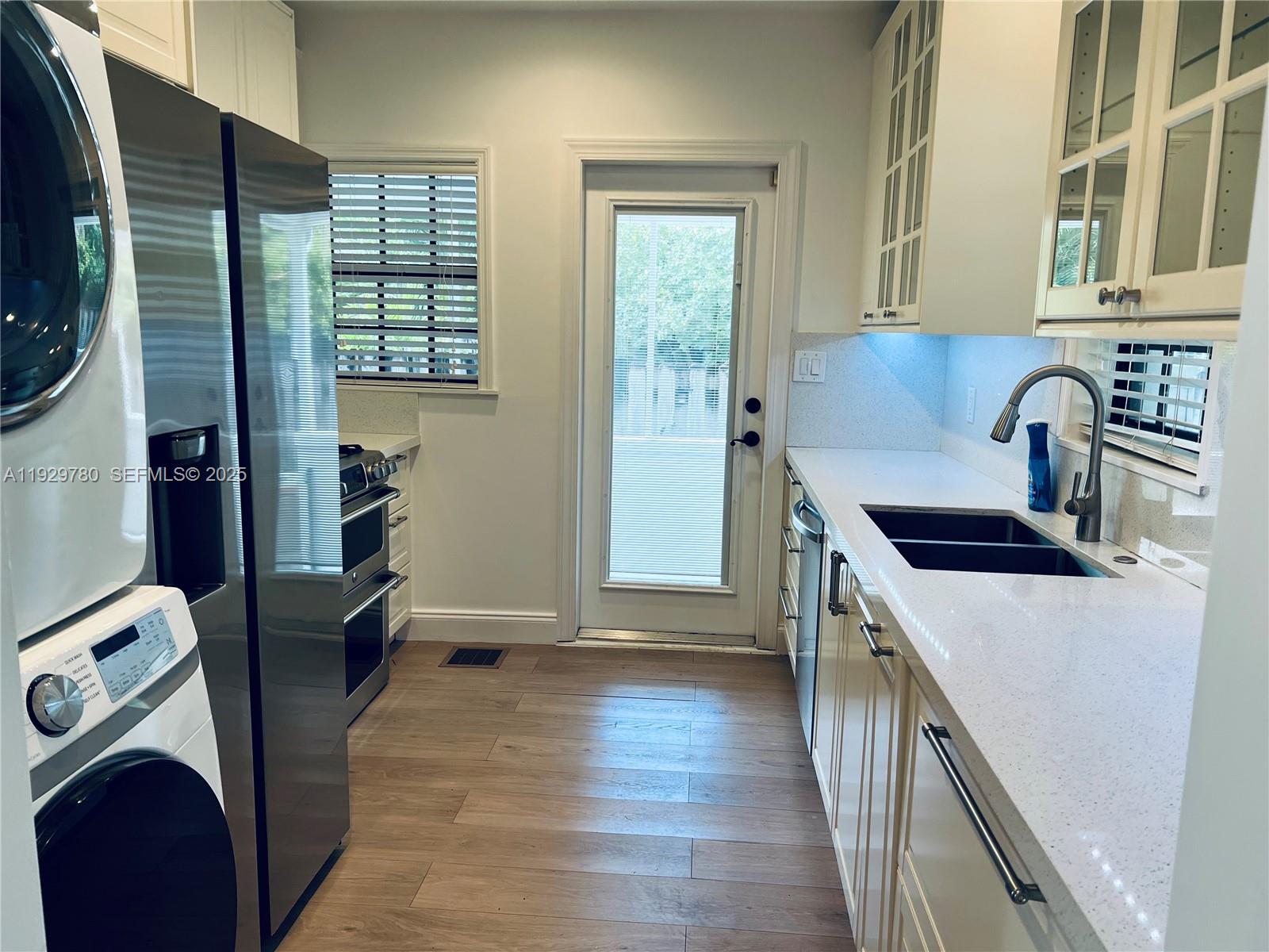 COLEE HAMMOCK - Residential Lease