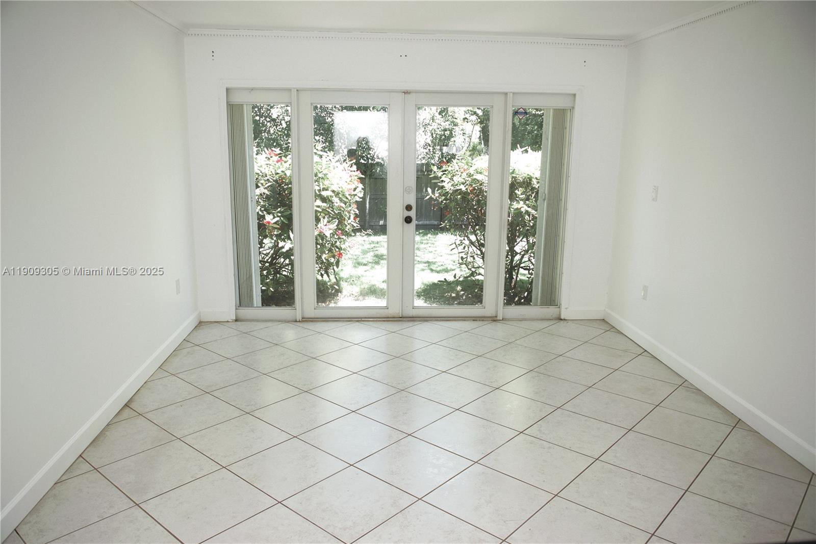 OLD CUTLER CREEK - Residential