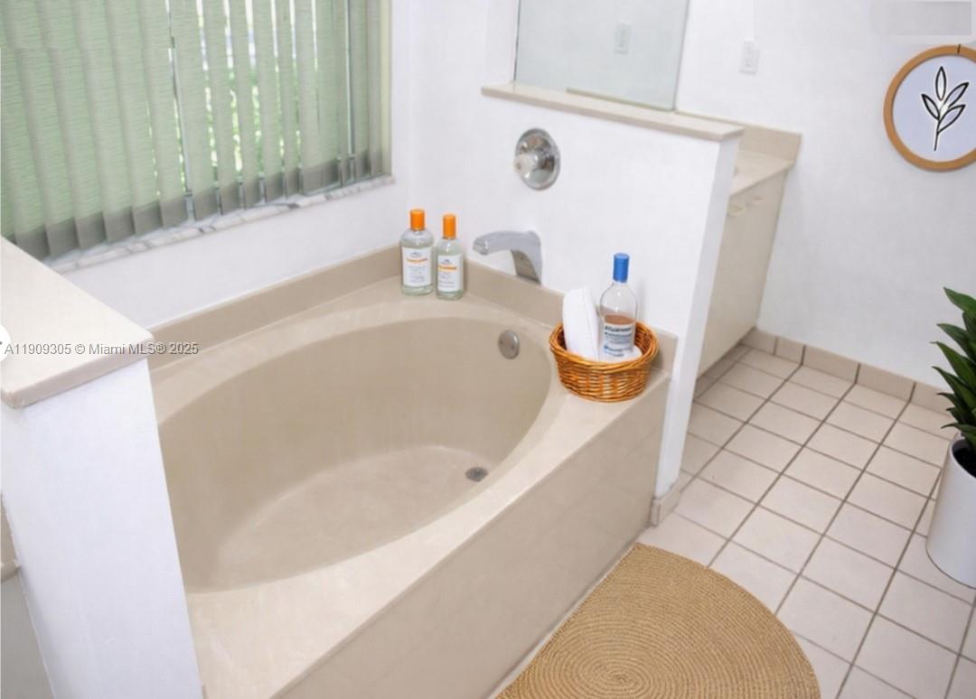 OLD CUTLER CREEK - Residential