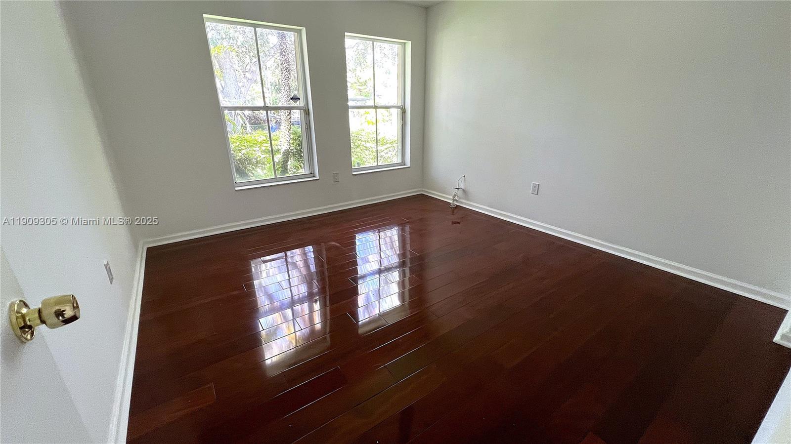 OLD CUTLER CREEK - Residential