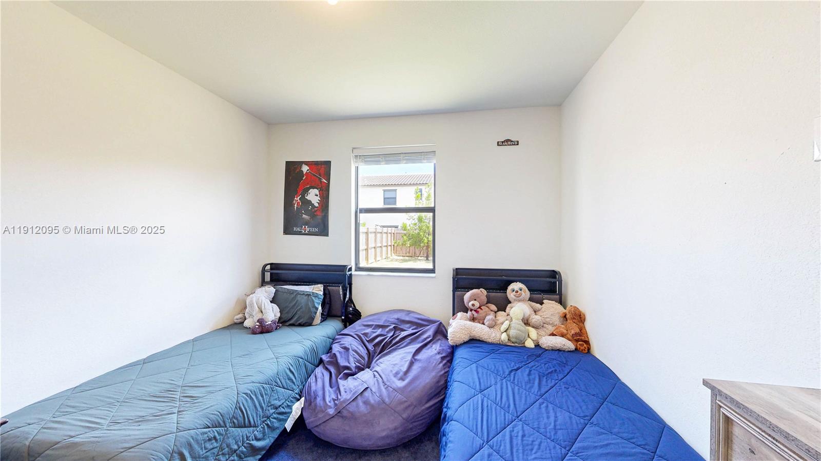 ESTATES AT SILVER PALM - Residential