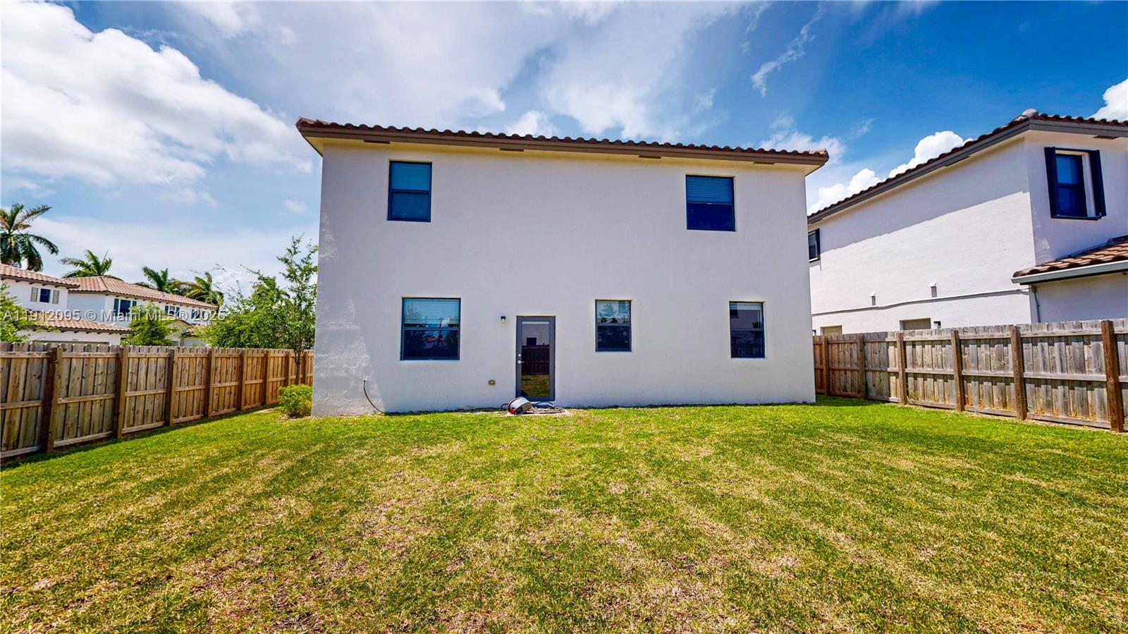 ESTATES AT SILVER PALM - Residential