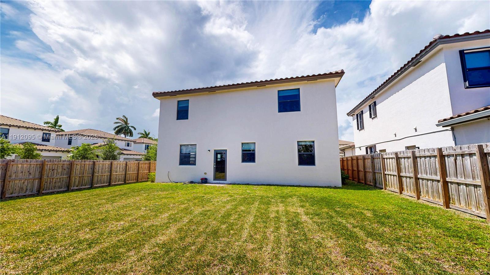 ESTATES AT SILVER PALM - Residential